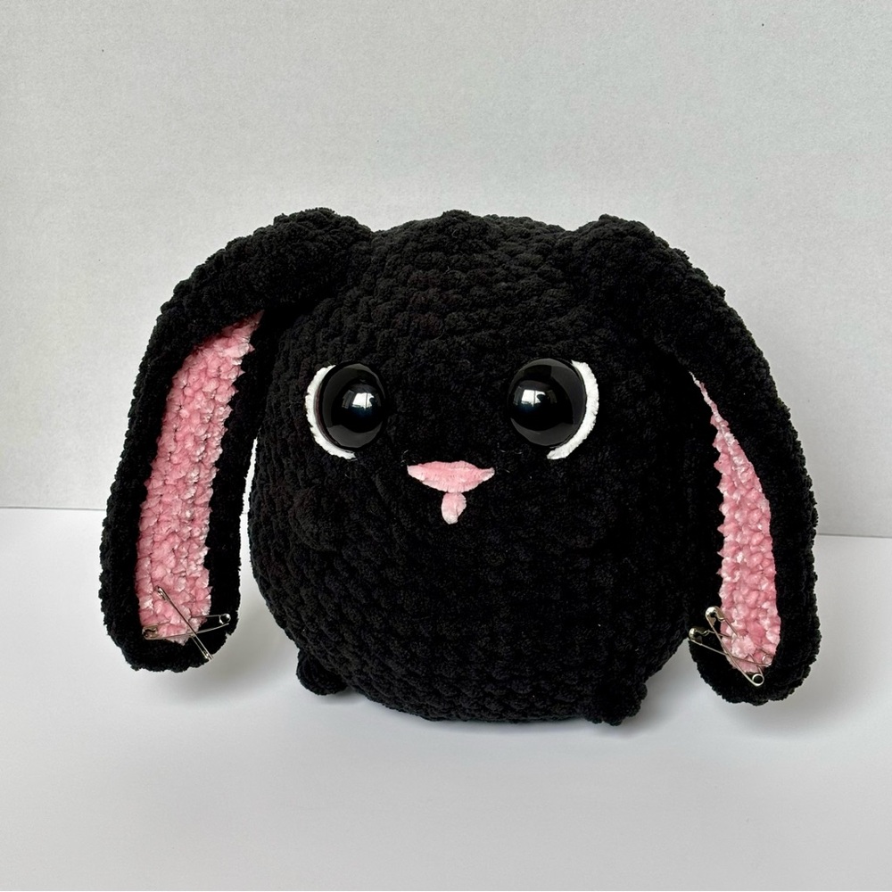 Alt Bunny Plushie, Black Bunny Plushie